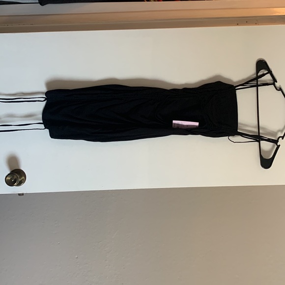 Black Dress - Picture 3 of 5